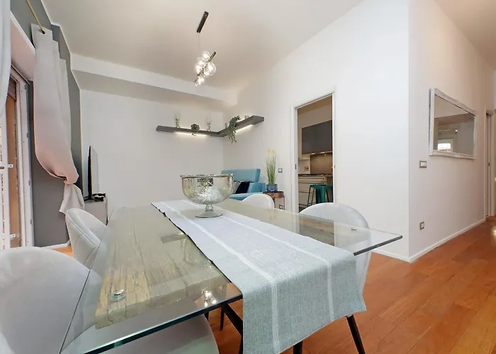 New With Balcony - 150m Metro A Appartement Rome