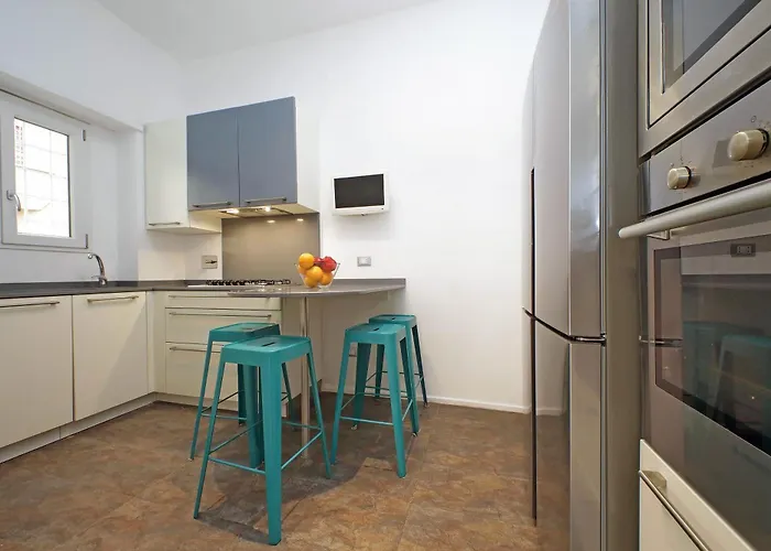 Appartement New With Balcony - 150m Metro A Rome